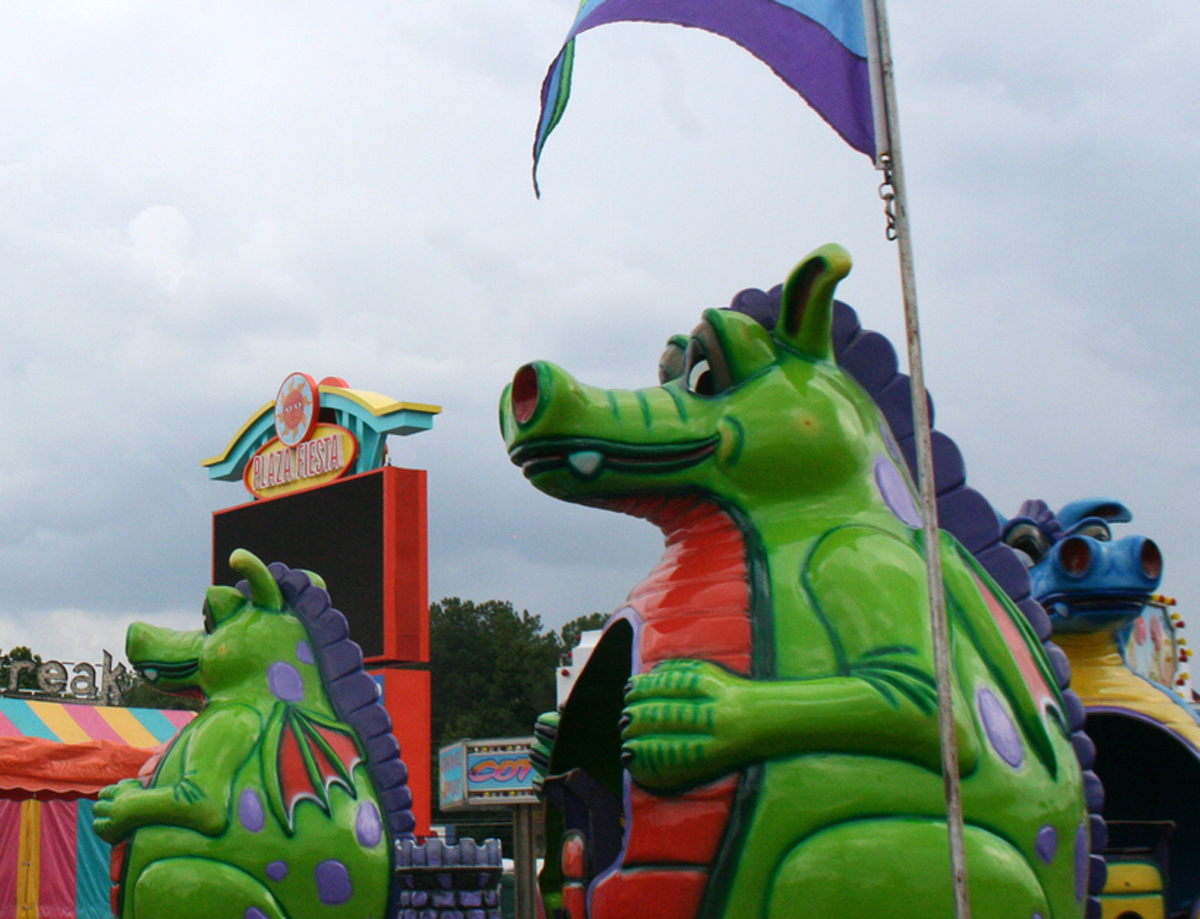 Plaza Fiesta! dragons on Buford Highway