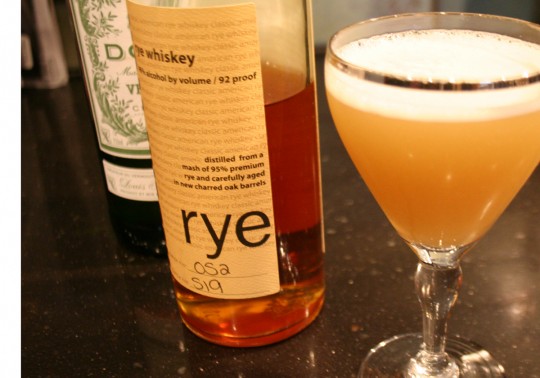 Rye and White Vermouth for an Algonquin Cocktail