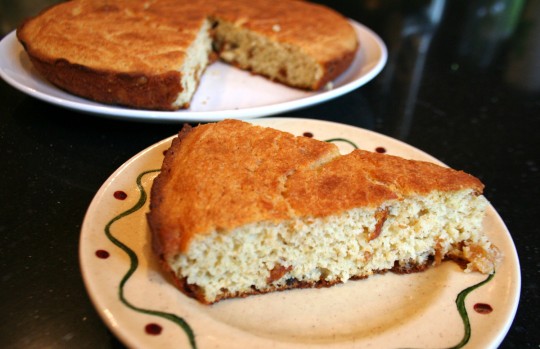 Cornbread with cracklings